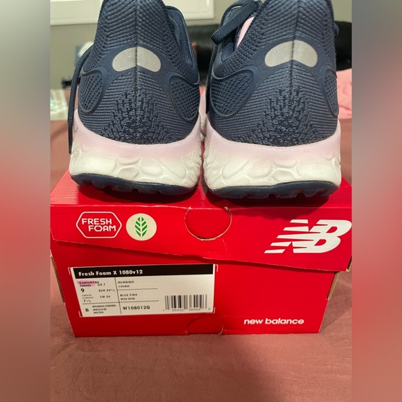 New Balance Fresh Foam - Picture 8 of 11